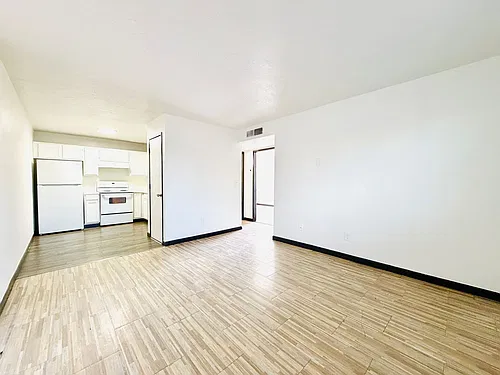 Floor plan 1310-215