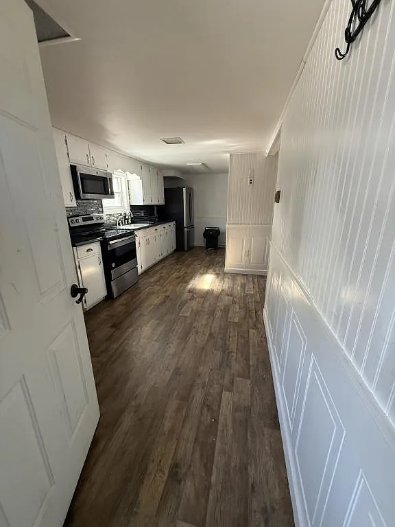 614 Champlain St — Photo 1