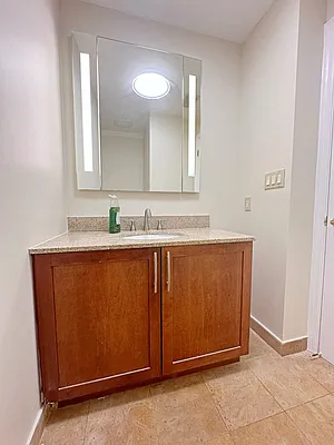 Rented by Brooklyn Property Group LLC | media 17