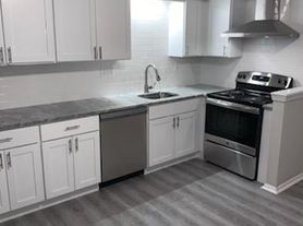 Meadowview Court Apartments