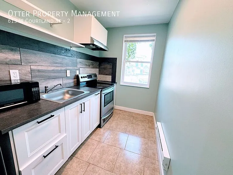 613 W Courtland St #2 — Photo 12