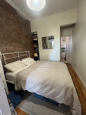 Rented by Corcoran | media 11