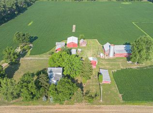 4985 Gilpin Rd, Three Oaks, MI 49128