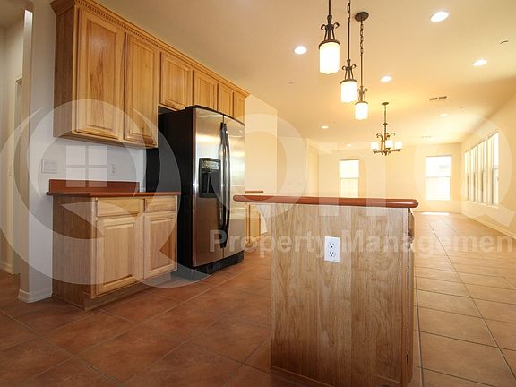 5th image of 779 W Calle La Bolita