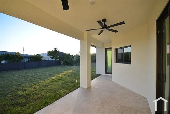 2416 Diplomat Pkwy W — Photo 44