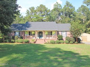 143 Mossy Oak Rd, Lucedale, MS 39452