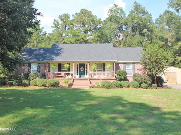 143 Mossy Oak Rd, Lucedale, MS 39452