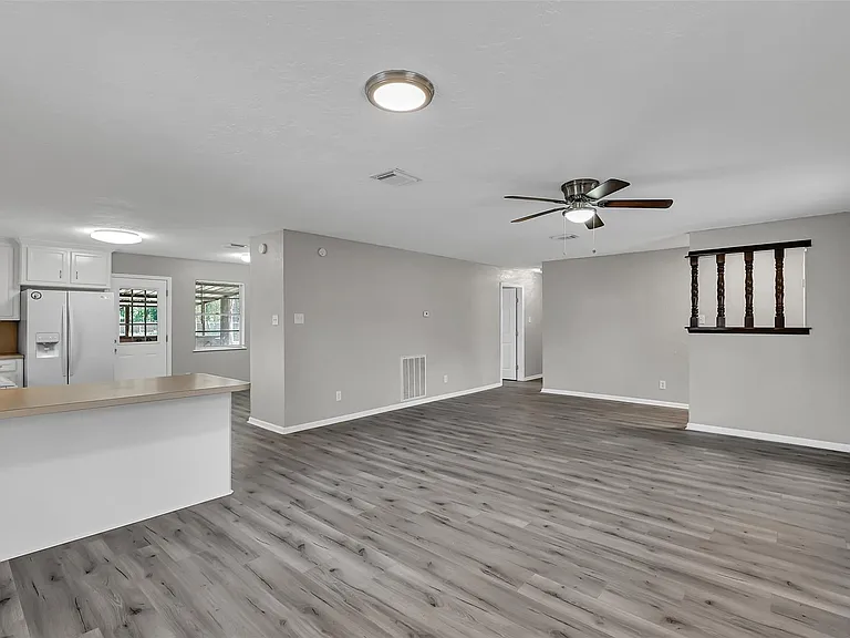 29806 Lazy Ln — Photo 3