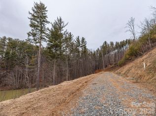 9 Freshwater Cv, Maggie Valley, NC 28751