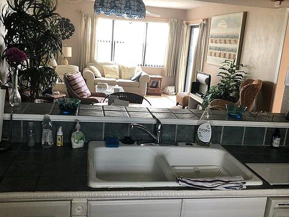 4th image of 4175 S Atlantic Ave #1270