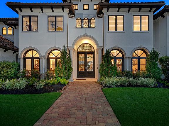 4th image of 66 Mediterra Way