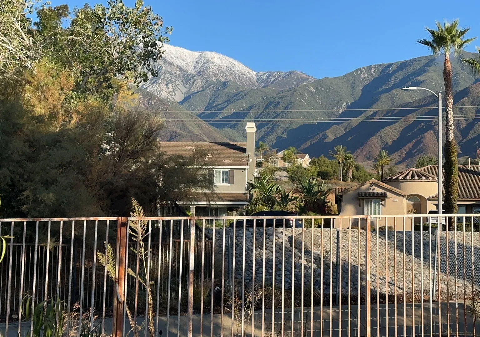 5 bed, 2326 sqft, $2,500 — Photo 4