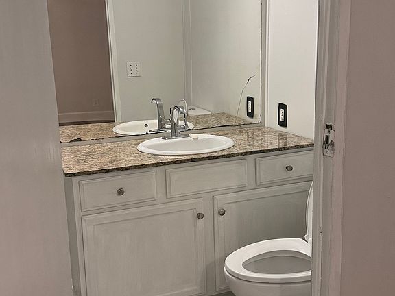 Bathroom 1.