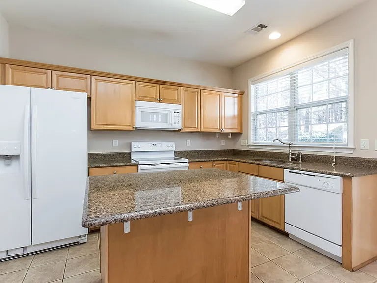 6365 Whirlaway Dr — Photo 7