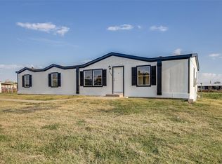 8728 Rodeo Dr, Terrell, TX 75160