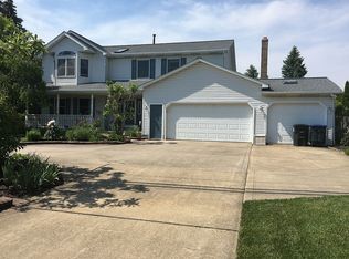 3059 Grafton Rd, Brunswick, OH 44212