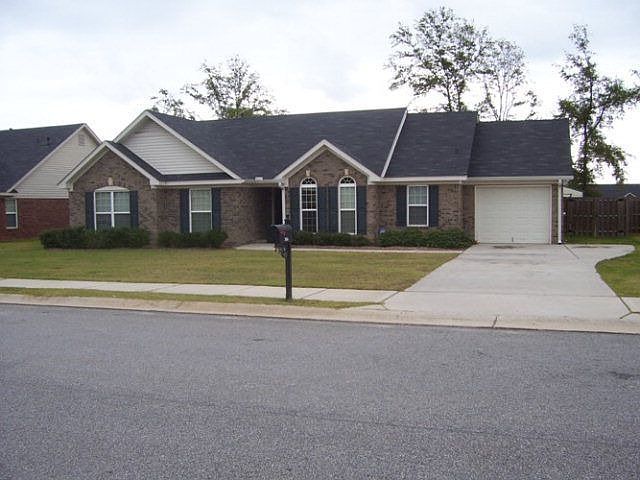 1st image of 3836 Oxford Dr