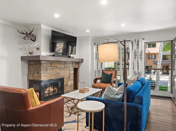 100 E Dean St Unit 2D, Aspen, CO 81611