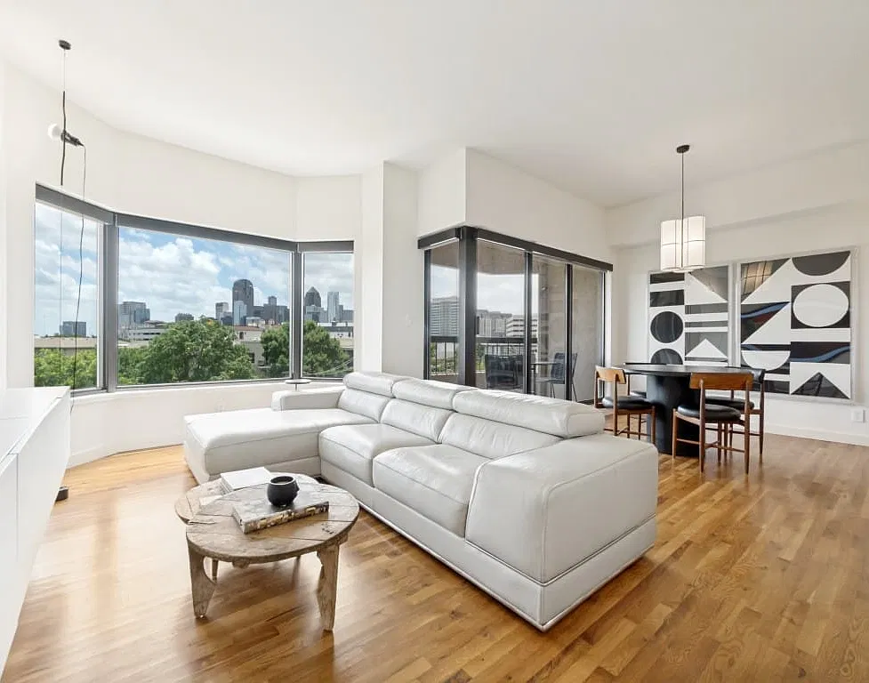1 bed, 1.0 bath, 996 sqft, $3,950 — Photo 1