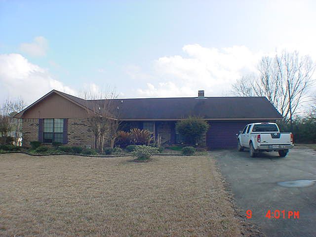 1st image of 121 Janice Ln