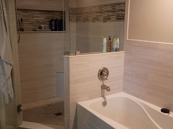 4th image of 10554 NW 31st Pl