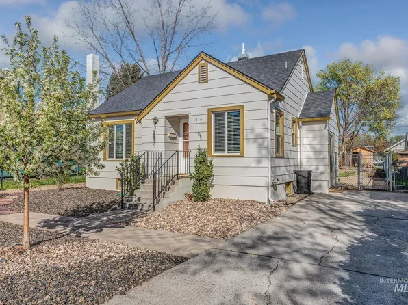 1016 W 5th St, Weiser, ID 83672