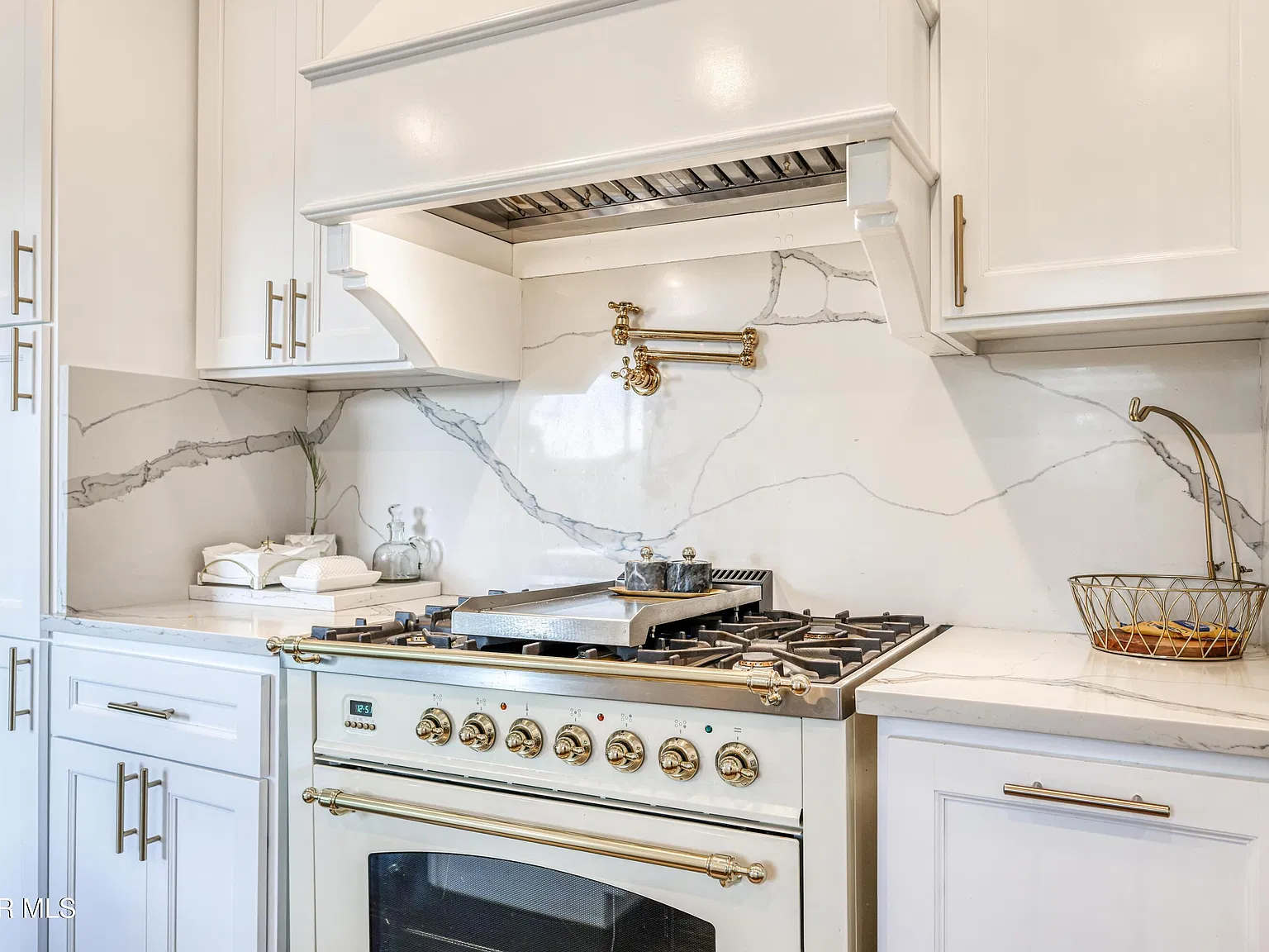 2 bed, 1766 sqft, $3,200 — Photo 3