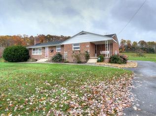 1364 Harmony Rd, Jonesborough, TN 37659