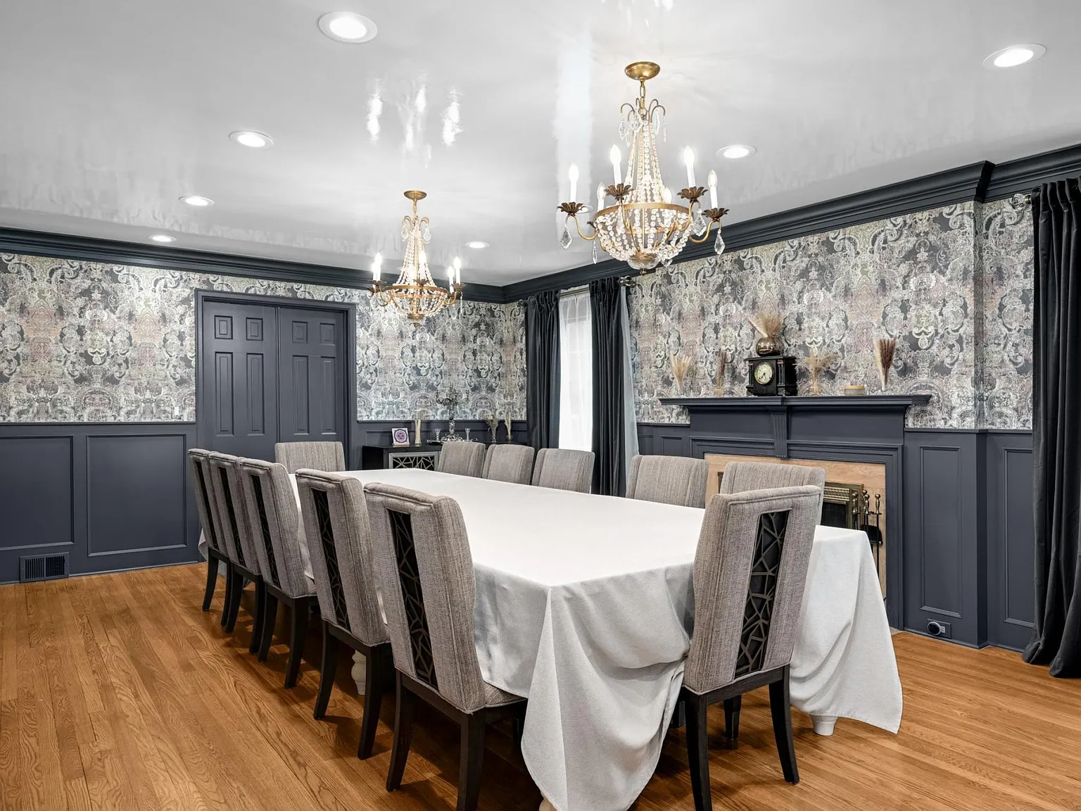 5 bed, 5.5 bath, 4458 sqft, $6,500 — Photo 3