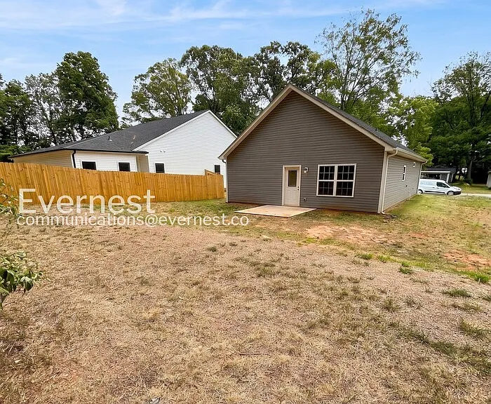 517 N Linwood Ave — Photo 14