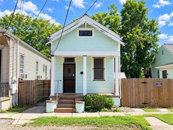 1010 N Salcedo St, New Orleans, LA 70119