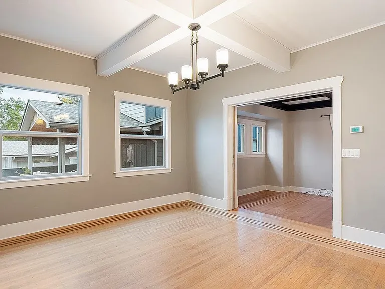 807 W 12th Ave — Photo 9