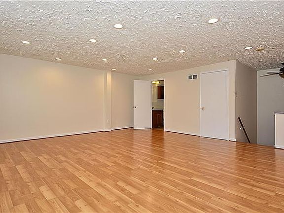 4th image of 19802 Larentia Dr