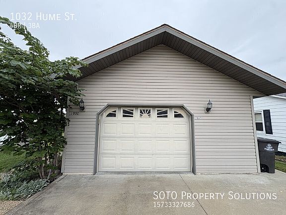 3rd image of 1032 Hume St