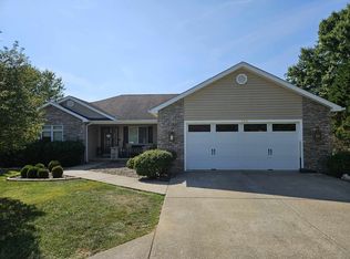 123 Coralburst Ln, Lesage, WV 25537