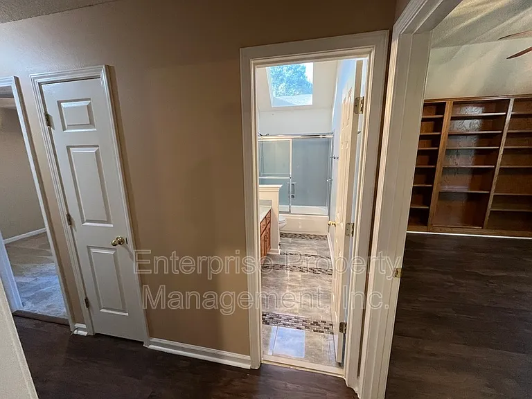 384 Walnut Trace Dr — Photo 12