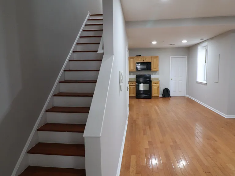 1415 W Jefferson St #B — Photo 5