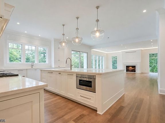 5th image of 265 Terrace Rd