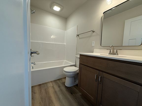 7th image of this home