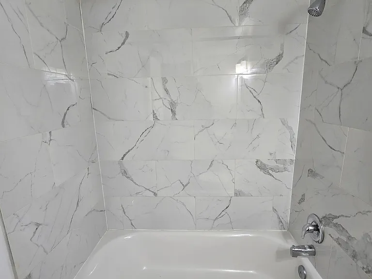 1249 Nelson St #D — Photo 8