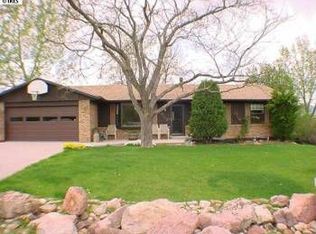 1013 Ravenwood Rd, Boulder, CO 80303