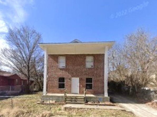 1517 Patton St