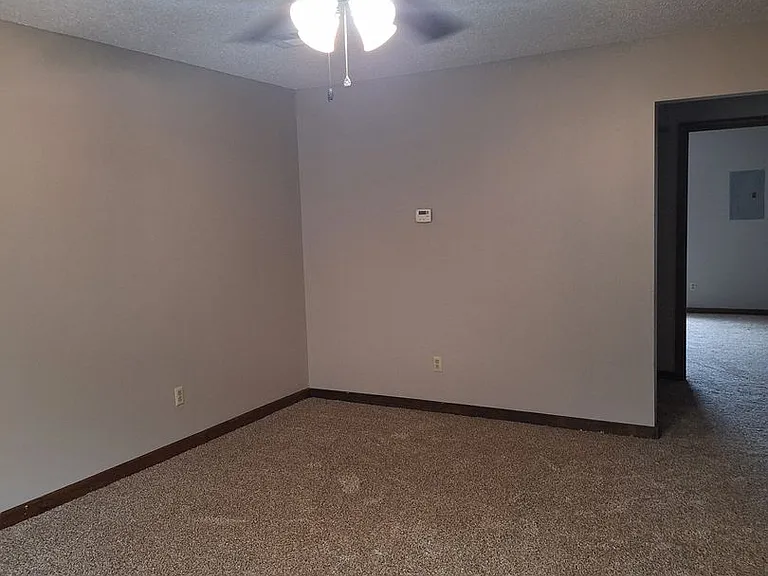 1400 Jacobs Ave — Photo 1