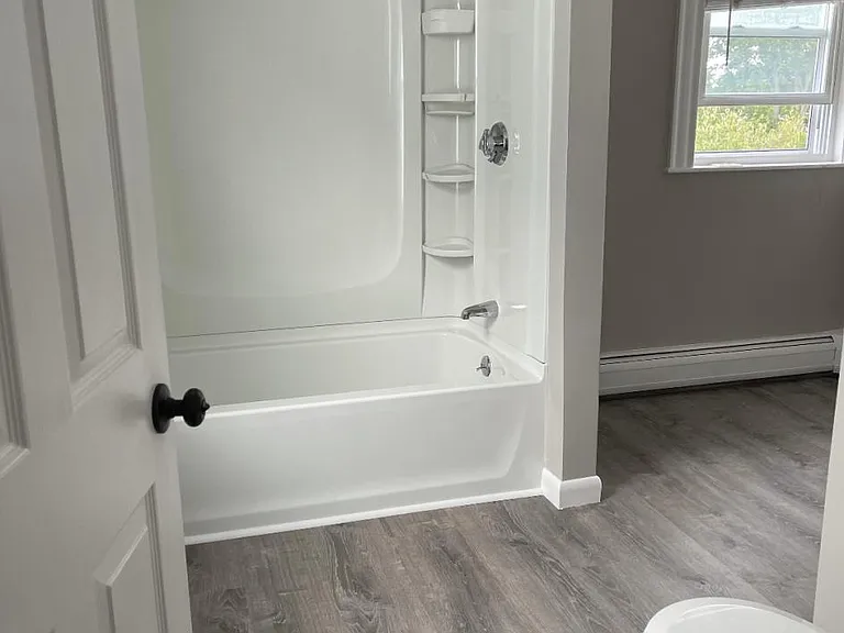 121 Wood St — Photo 8