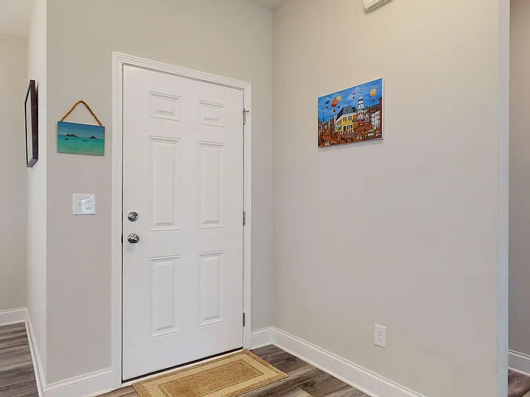 912 W Arboria Dr — Photo 11