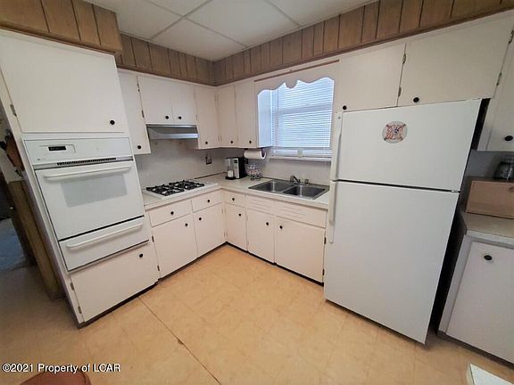 5th image of 100 W Vaughn St