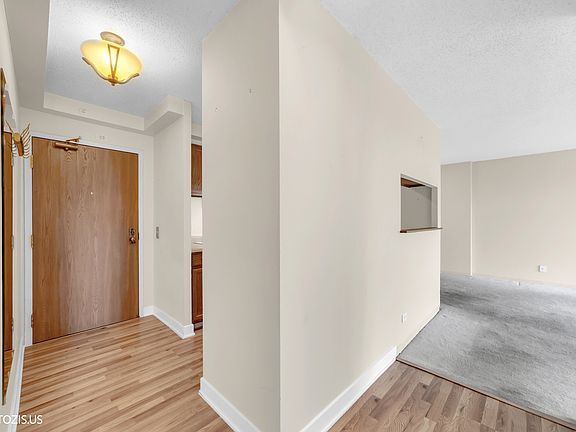 4th image of 1840 Huntington Blvd APT 607