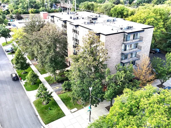 424 Park Ave APT 206, River Forest, IL 60305