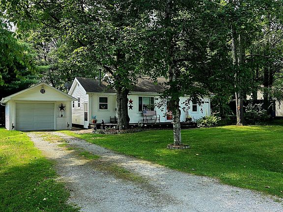 2nd image of 4677 Davidson Rd
