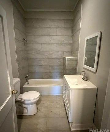 4th image of 309 McCardell St